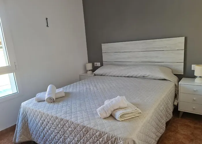 16 Con Piscina Privada * كاليتا ذي فوستي