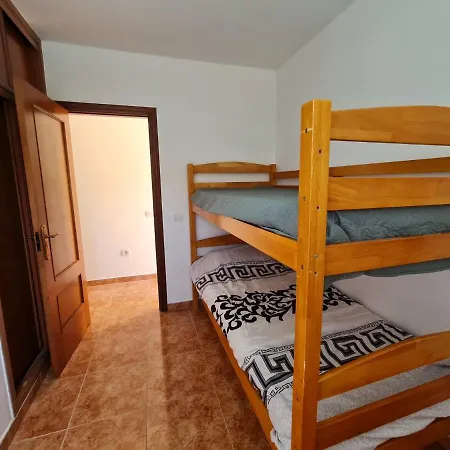 16 Con Piscina Privada *