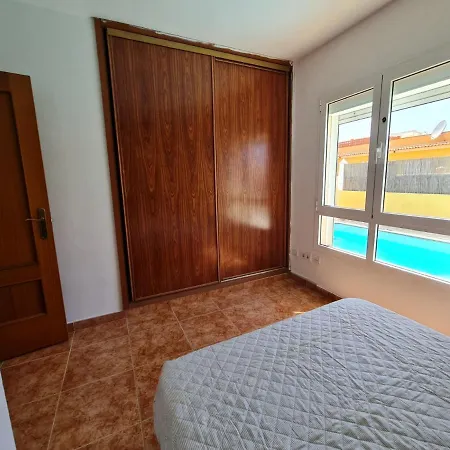 16 Con Piscina Privada Holiday home *